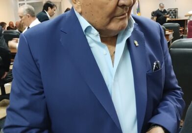 JULIO RUBÉN LEDESMA ACOMPAÑÓ A PATRICIA GARDELLA QUE ASUMIÓ COMO NUEVA CONCEJAL DEL PERONISMO