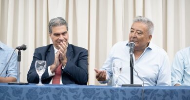 LEDESMA Y CAPITANICH: CHARLA CON LOS EMPLEADOS DE COMERCIO SOBRE LA REFORMA LABORAL