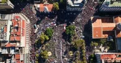 FERNANDO ESPINOZA: “VOLVEMOS A DECIR NUNCA MÁS A LA DICTADURA Y AL PLAN ECONÓMICO DEVASTADOR DE MILEI”