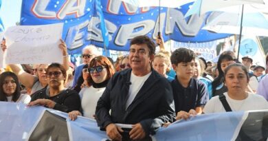 FERNANDO ESPINOZA: “ESTE 1° DE MAYO ES DE TRISTEZA Y DESESPERANZA, CON MÁS DE 300 MIL NUEVOS DESOCUPADOS”