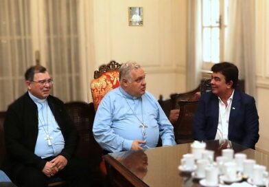 ESPINOZA: “EN LAS MESAS DE DIÁLOGO ENCONTRAREMOS LAS RESPUESTAS PARA FRENAR ESTA DEGRADACIÓN DE LA ARGENTINA”