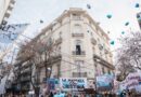 MILITANTES PERONISTAS SE MOVILIZARON A LA CASA DE CRISTINA