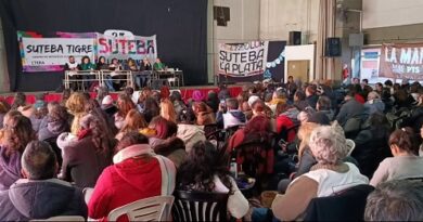 ROMINA DEL PLÁ – “NO HAY RESPUESTAS A LAS NECESIDADES DE LOS DOCENTES BONAERENSES”