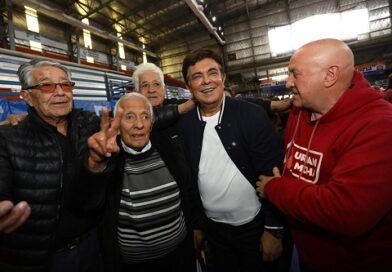 FERNANDO ESPINOZA: «HOY UN JUBILADO TIENE QUE ELEGIR ENTRE COMPRAR MEDICAMENTOS O COMER» FERNANDO ESPINOZA: «HOY UN JUBILADO TIENE QUE ELEGIR ENTRE COMPRAR MEDICAMENTOS O COMER»
