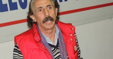 EMOTIVO HOMENAJE DEL PERONISMO DE LA MATANZA A LUIS “EL FLACO” LATA